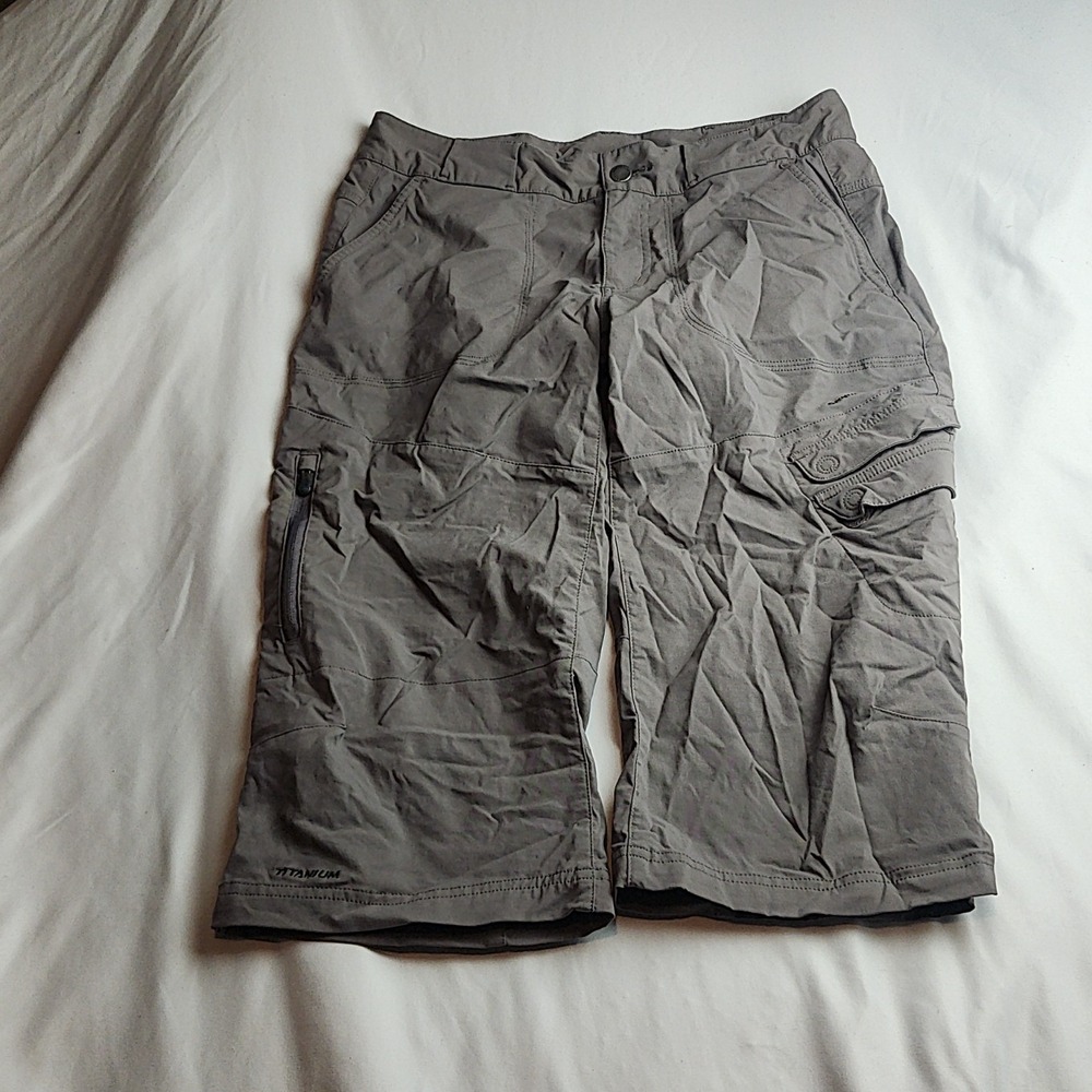 Columbia Titanium Cargo Capri Pants Gray Nylon Women's Size 8
